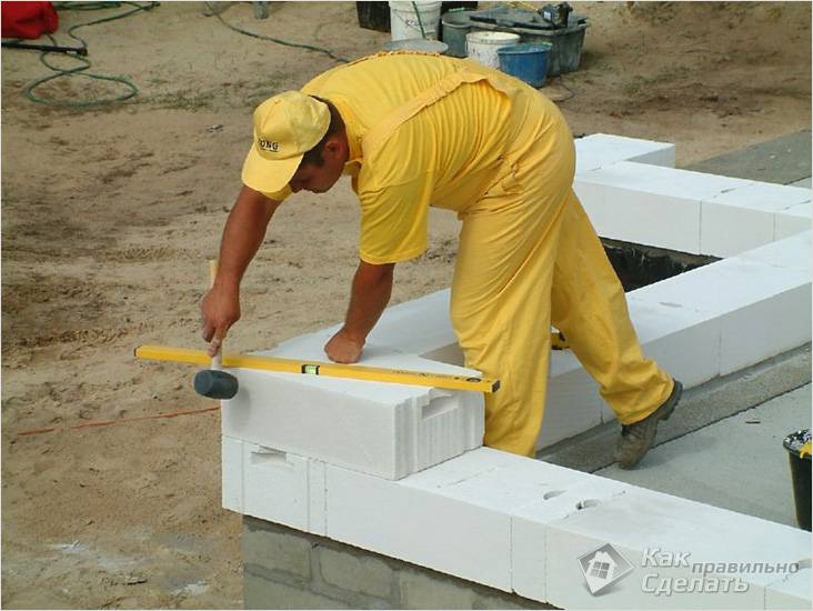 Как класть газосиликатные блоки