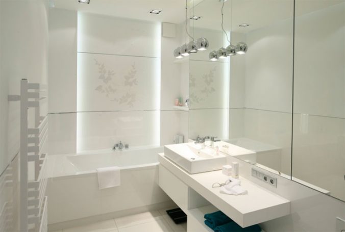 Фото дизайну маленької ванної кімнати без туалету