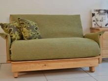Дивани-ліжка (91 фото): як вибрати розкладний прямий або модульний диван-ліжко, з підлокітниками і без них? Моделі шириною 120 см і інших розмірів