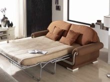 Спальний диван (87 фото): вибираємо в кімнату шириною 160 см, розміри 160х200, 200х200 і 180х200, дивани-ліжка з високою спинкою і дивани-кушетки